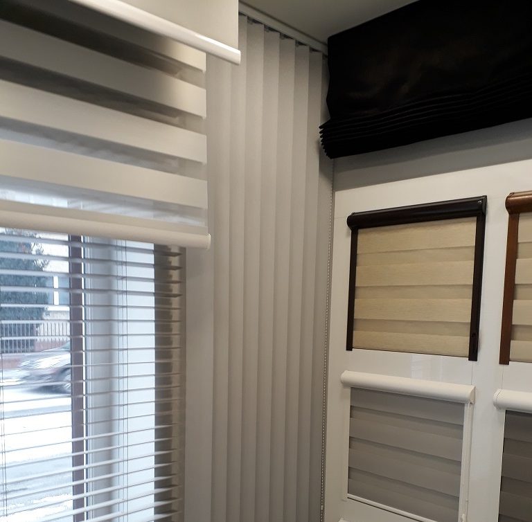 Jak wymienić sznurek w rolecie plisowanej? Podpowiemy!